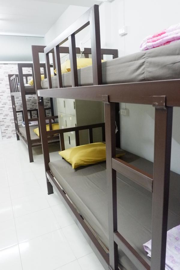 Ranong Backpacker'S Hostel (Adults Only) Extérieur photo