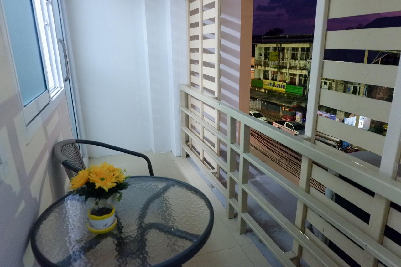 Ranong Backpacker'S Hostel (Adults Only) Extérieur photo