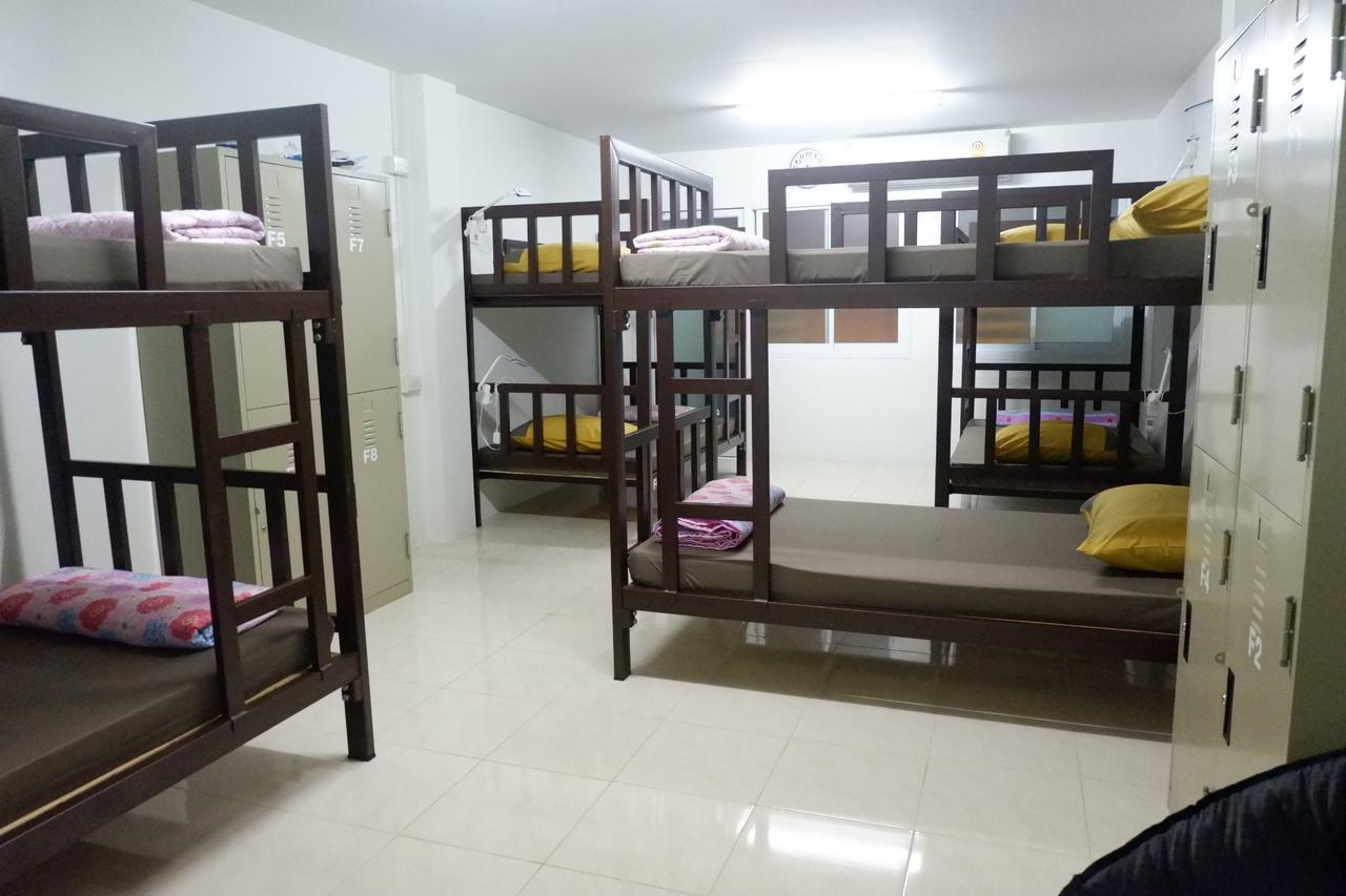 Ranong Backpacker'S Hostel (Adults Only) Extérieur photo