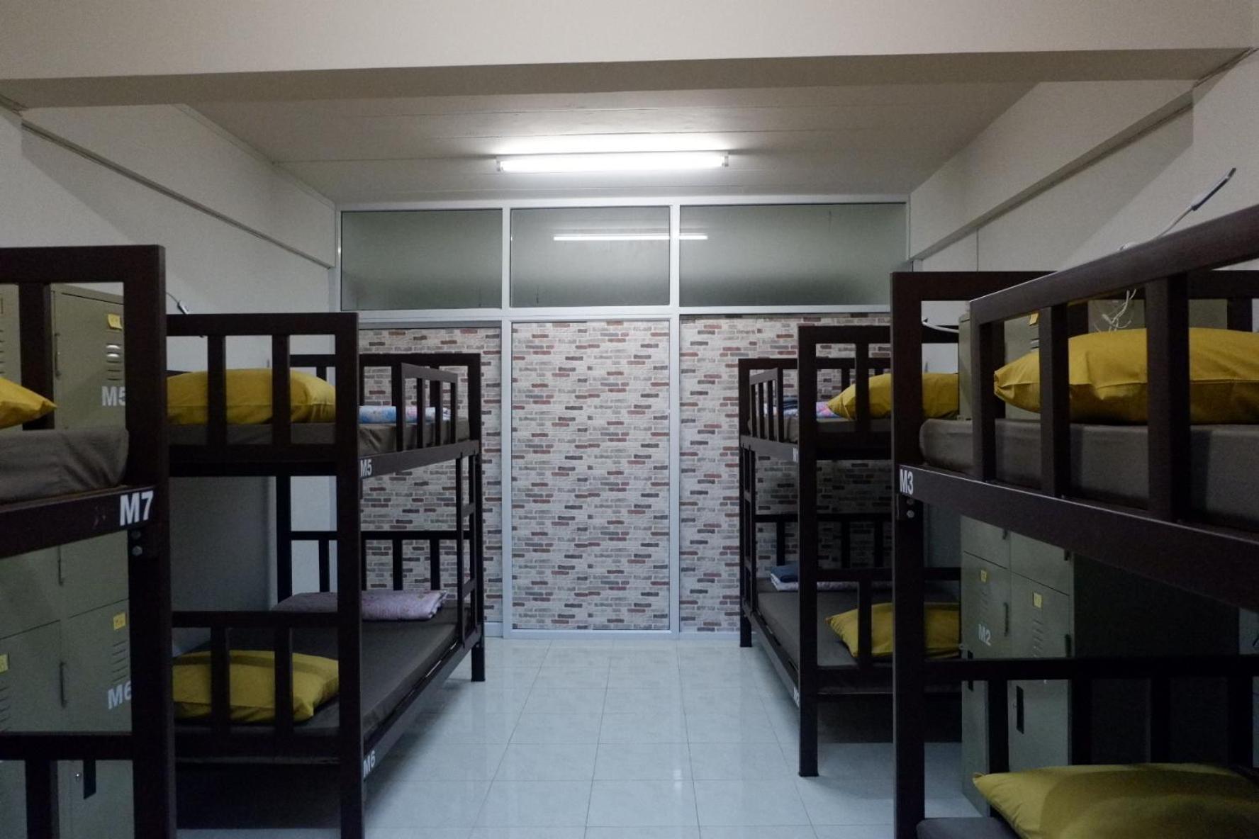 Ranong Backpacker'S Hostel (Adults Only) Extérieur photo