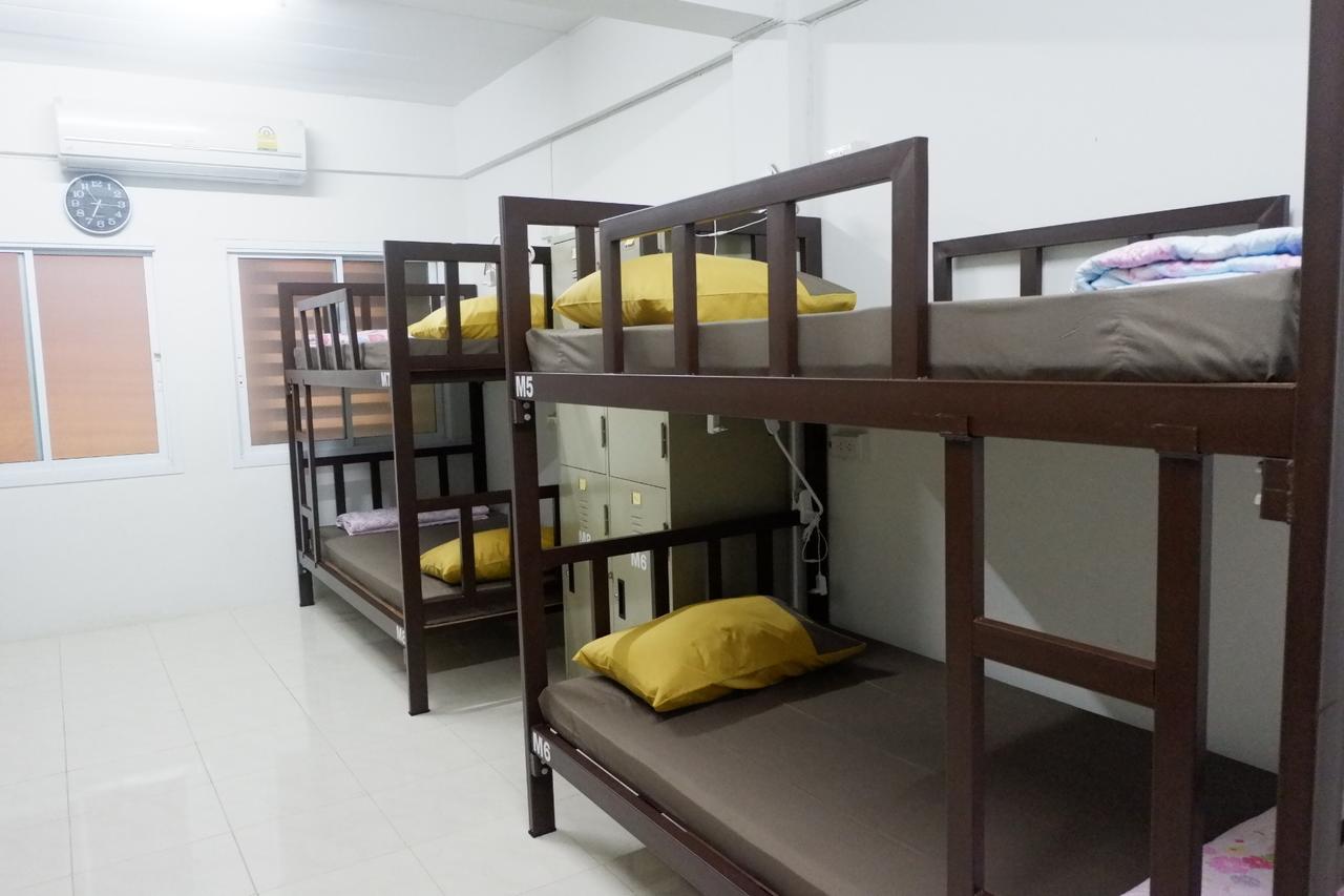Ranong Backpacker'S Hostel (Adults Only) Extérieur photo